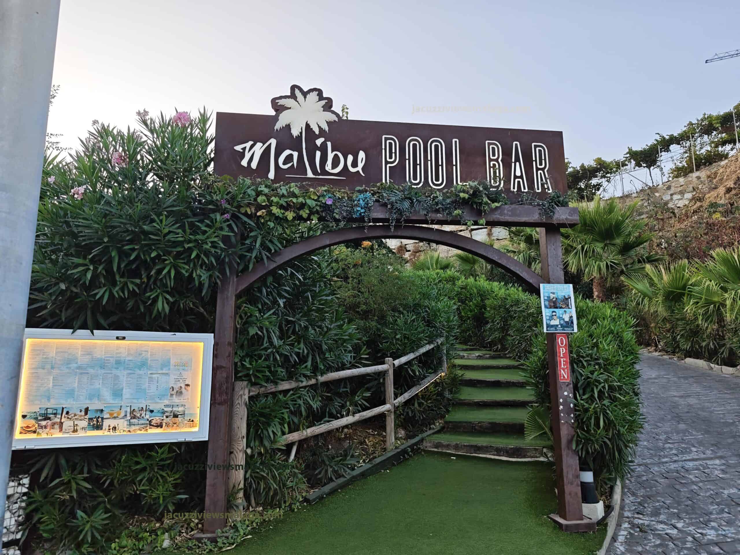 entry Malibu Pool Bar Niña Bonita