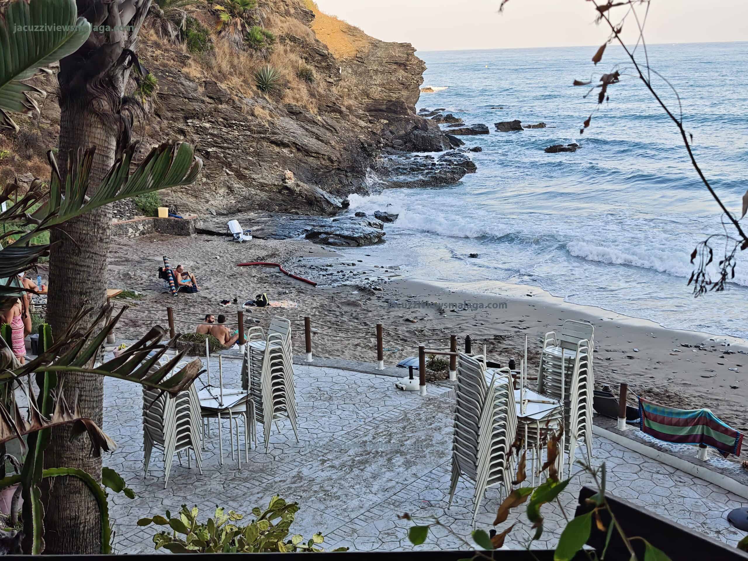 Benalnatura beach and chiringuito